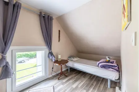 Maison confortable à Rostrenen avec jardin et cheminée - Photo 45
