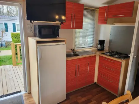 Bungalow charmant à Ivry-la-Bataille avec piscine partagée - Photo 1