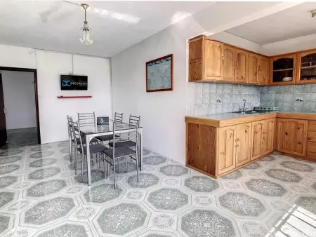 Appartement spacieux à Calodyne avec jardin clos - Photo 4