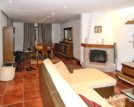 Villa accueillante à Santa Leocádia, piscine privée 475 m² - Photo 9