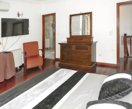 Villa accueillante à Santa Leocádia, piscine privée 475 m² - Photo 22