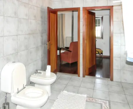 Villa accueillante à Santa Leocádia, piscine privée 475 m² - Photo 30