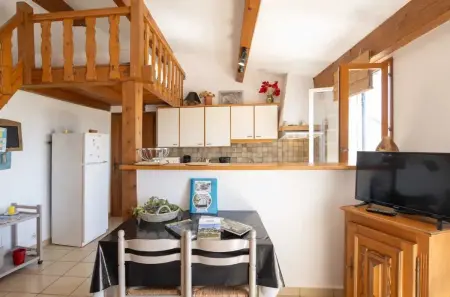 Charmante location avec piscine partagée à Orgnac-l'Aven, 60 m² - Photo 4