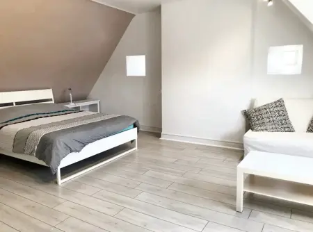 Maison conviviale à Bagnols avec terrasse et jardin - Photo 5