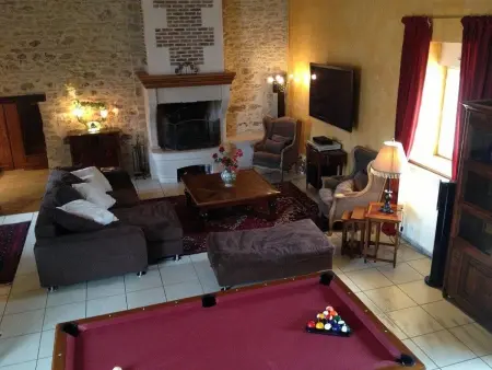 Maison spacieuse avec jacuzzi à Saint-Georges-sur-Baulche - Photo 1