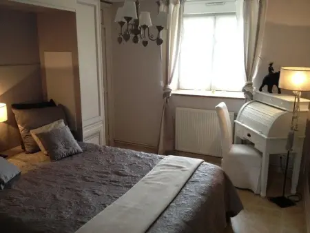Maison spacieuse avec jacuzzi à Saint-Georges-sur-Baulche - Photo 10