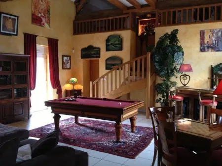 Maison spacieuse avec jacuzzi à Saint-Georges-sur-Baulche - Photo 11