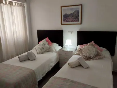 Appartement accueillant à Fuengirola - 100 m² avec vue mer - Photo 3