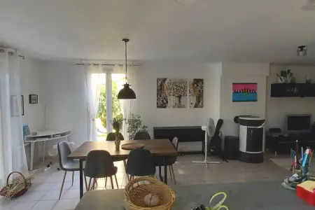 Maison conviviale en pleine nature à Gréoux-les-Bains, 3 chambres - Photo 7