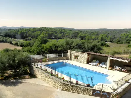 Villa spacieuse à Lioux avec piscine privée et vue montagne - Photo 16