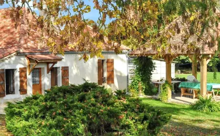 Charmante maison de campagne avec jardin et barbecue - Photo 2