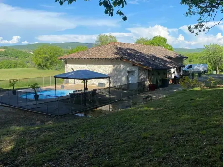 Maison charmante à Puygaillard-de-Quercy avec piscine privée - Photo 13