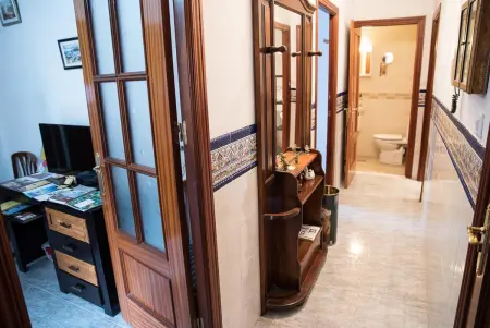 Appartement moderne à Plasencia avec balcon et parking - Photo 11
