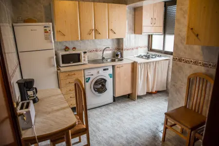 Appartement moderne à Plasencia avec balcon et parking - Photo 13
