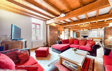Maison spacieuse avec piscine et vue sur jardin à Fourches - Photo 1