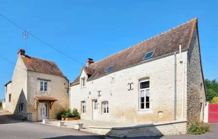 Maison spacieuse avec piscine et vue sur jardin à Fourches - Photo 5