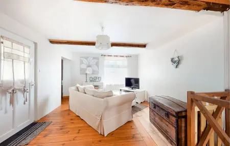 Maison spacieuse avec piscine et vue sur jardin à Fourches - Photo 8