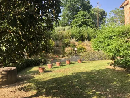 Villa élégante à Tuoro sul Trasimeno avec piscine privée - Photo 33