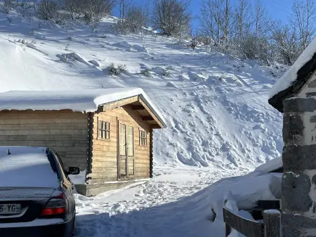 Maison de campagne spacieuse à Chastreix avec cheminée - Photo 23
