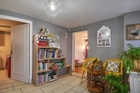 Appartement charmant à Saint-Victor-de-Cessieu - 30 m² - Terrasse - Photo 5