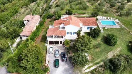 Villa familiale à Buje avec piscine et vue sur la mer - Photo 4