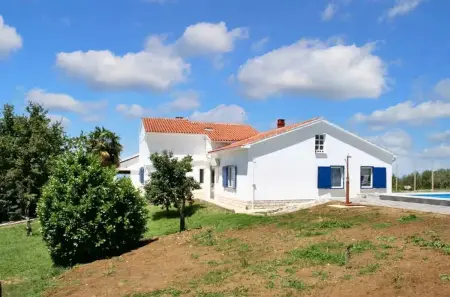 Villa familiale à Buje avec piscine et vue sur la mer - Photo 23