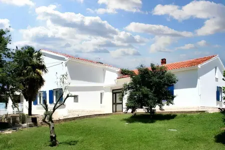 Villa familiale à Buje avec piscine et vue sur la mer - Photo 24