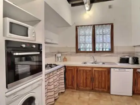 Charmante maison en Camargue avec piscine partagée - Photo 11