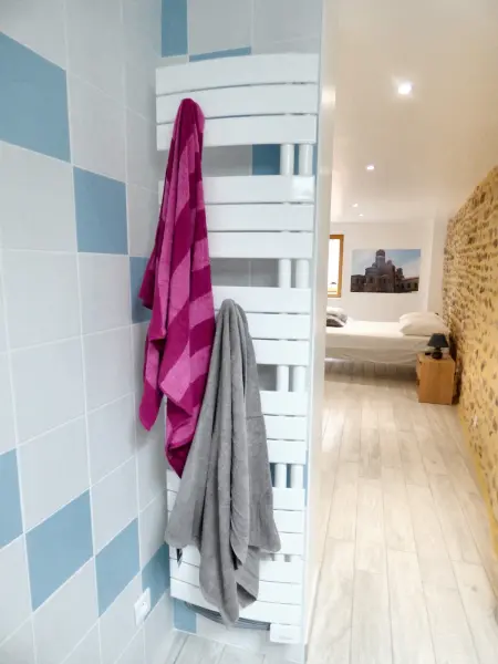 Maison confortable au cœur de Brioude avec parking privé. - Photo 6