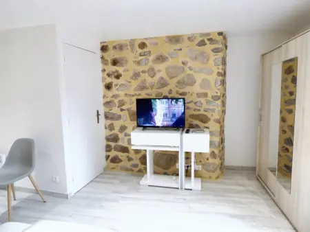 Maison confortable au cœur de Brioude avec parking privé. - Photo 7