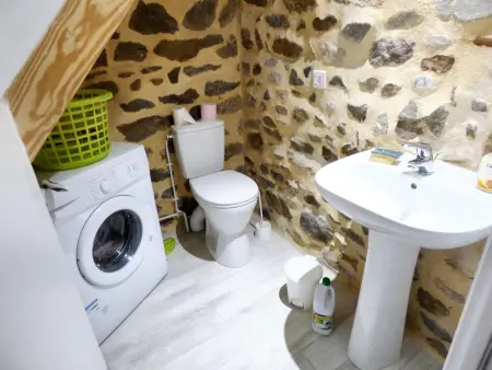 Maison confortable au cœur de Brioude avec parking privé. - Photo 11
