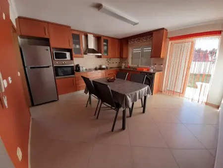 Maison élégante Rua dos Cometas avec piscine, Maison 8 personnes à São Simão - Photo 4