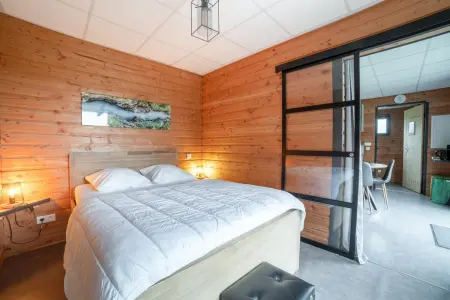Chalet charmant à Saint-Sylvestre avec Terrasse et Jardin - Photo 2