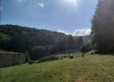Chalet charmant à Saint-Sylvestre avec Terrasse et Jardin - Photo 5