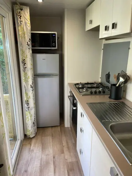 Bungalow familial à Lège-Cap-Ferret avec piscine partagée - Photo 10