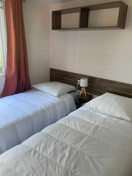 Bungalow familial à Lège-Cap-Ferret avec piscine partagée - Photo 13