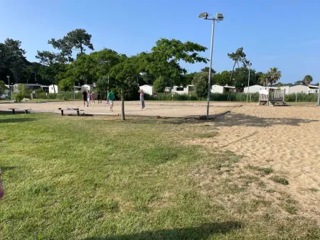 Bungalow familial à Lège-Cap-Ferret avec piscine partagée - Photo 24