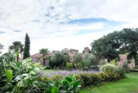 Maison charmante à Landevieille avec jardin clos - Photo 1