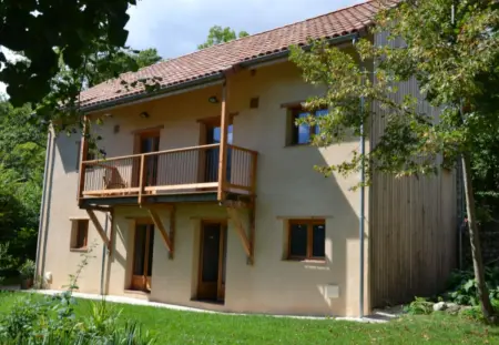 Maison accueillante à Gembrie avec piscine partagée - Photo 13