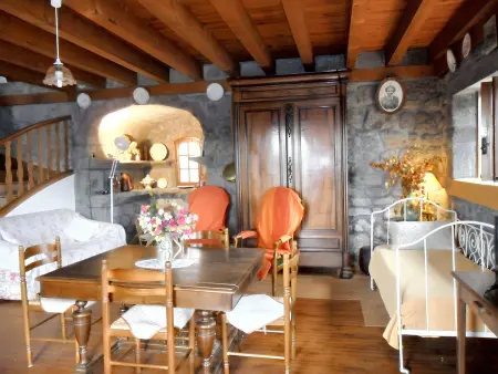Maison de charme dans le Parc des Volcans d'Auvergne avec terrasse - Photo 3