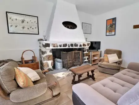 Charmante maison en Camargue avec piscine partagée - Photo 4