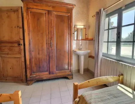 Charmante maison en Camargue avec piscine partagée - Photo 17