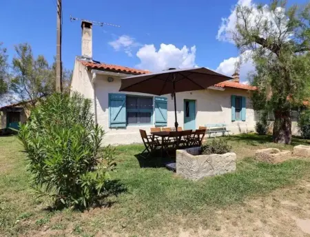 Charmante maison en Camargue avec piscine partagée - Photo 24