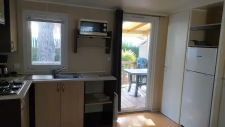 Bungalow Confortable en Campagne à Argences-en-Aubrac avec Piscine - Photo 3