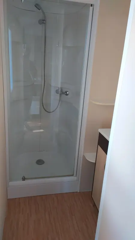Bungalow Confortable en Campagne à Argences-en-Aubrac avec Piscine - Photo 7