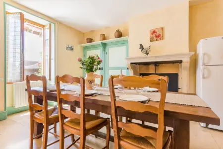 Maison chaleureuse à Éringes avec jardin et parking inclus - Photo 7