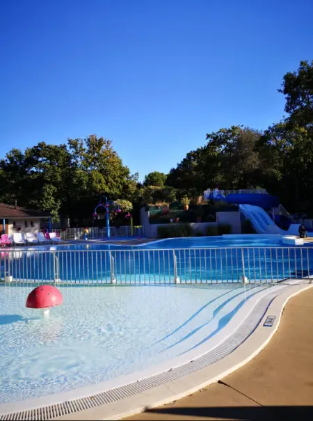 Bungalow familial à Saint-Brevin-les-Pins avec piscine partagée - Photo 5