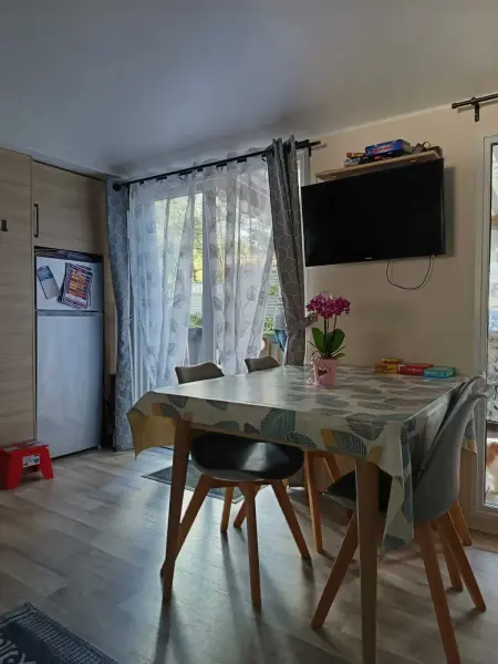 Bungalow familial à Saint-Brevin-les-Pins avec piscine partagée - Photo 9