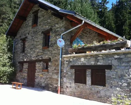 Maison de charme à Séez avec vue sur montagne, cheminée - Photo 3