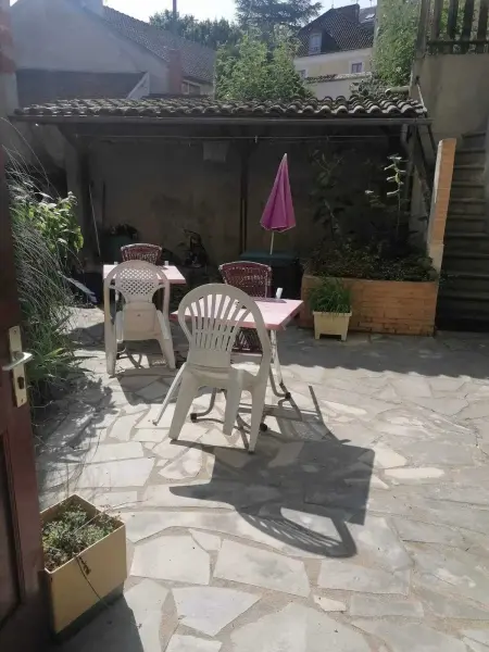 Studio charmant à Néris-les-Bains - 25 m² avec terrasse - Photo 1